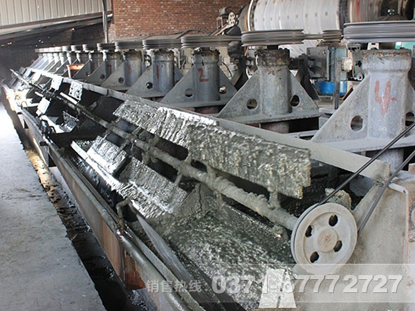 螢石浮選工藝現(xiàn)場(chǎng)圖 螢石浮選工藝現(xiàn)場(chǎng)圖