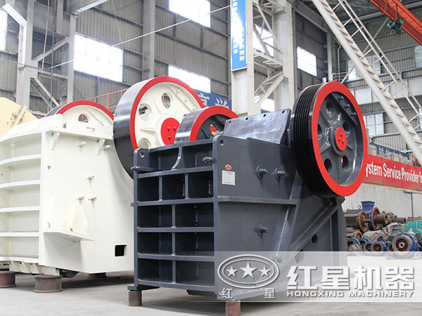 鄂式破石機(jī)