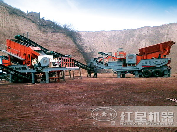 建筑垃圾粉碎機作業(yè)現(xiàn)場