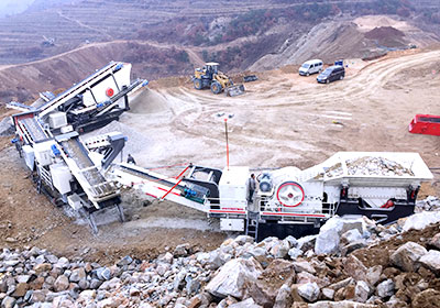 山東煙臺(tái)400t/h青石履帶移動(dòng)破生產(chǎn)線