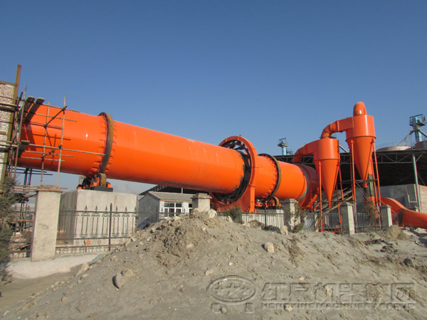 河南磷石膏烘干機(jī)生產(chǎn)線現(xiàn)場(chǎng) 河南磷石膏烘干機(jī)生產(chǎn)線現(xiàn)場(chǎng)