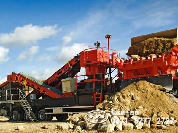 建筑垃圾破碎機(jī)現(xiàn)場