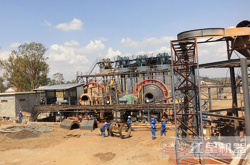 溢流型球磨機工作現(xiàn)場實拍圖 溢流型球磨機工作現(xiàn)場實拍圖