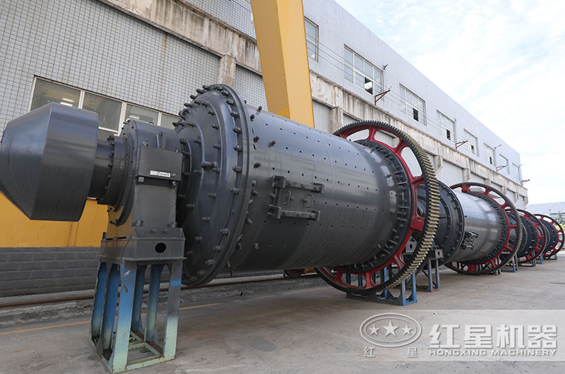 2.2*6.5米的球磨機圖片