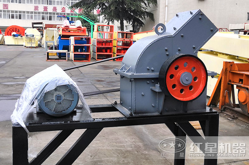 錘式破碎機(jī)圖片 錘式破碎機(jī)圖片