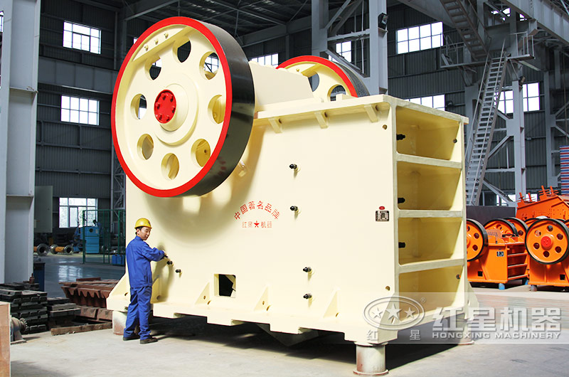 1215破碎機(jī)圖片 1215破碎機(jī)圖片