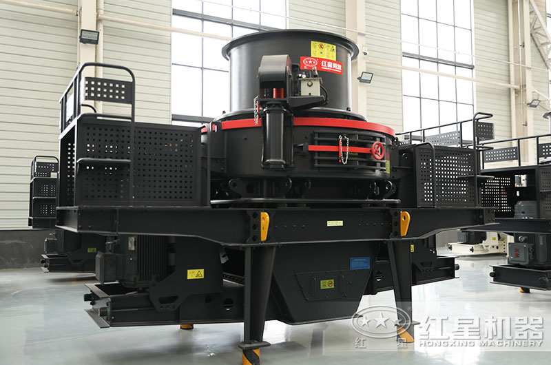 沖擊式碎石機(jī)圖片 沖擊式碎石機(jī)圖片