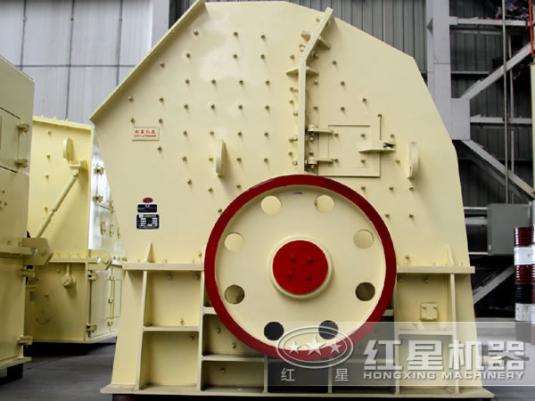 重錘式破碎機(jī)圖片 重錘式破碎機(jī)圖片