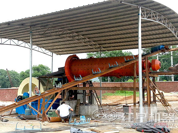 球磨機(jī)現(xiàn)場(chǎng)調(diào)試圖 球磨機(jī)現(xiàn)場(chǎng)調(diào)試圖