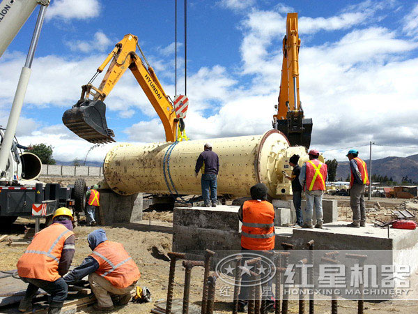 紅星機器技術(shù)工程師現(xiàn)場指導安裝 紅星機器技術(shù)工程師現(xiàn)場指導安裝