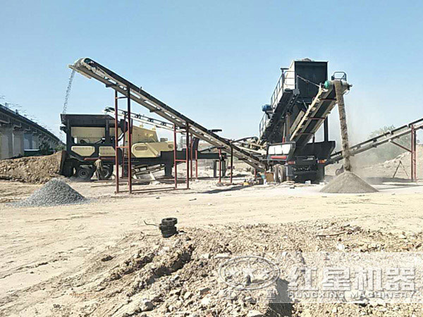 移動(dòng)碎石機(jī)現(xiàn)場(chǎng)圖 移動(dòng)碎石機(jī)現(xiàn)場(chǎng)圖