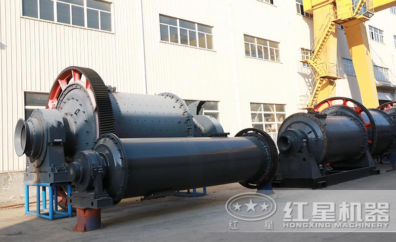 各種型號(hào)水泥球磨機(jī)展示 各種型號(hào)水泥球磨機(jī)展示