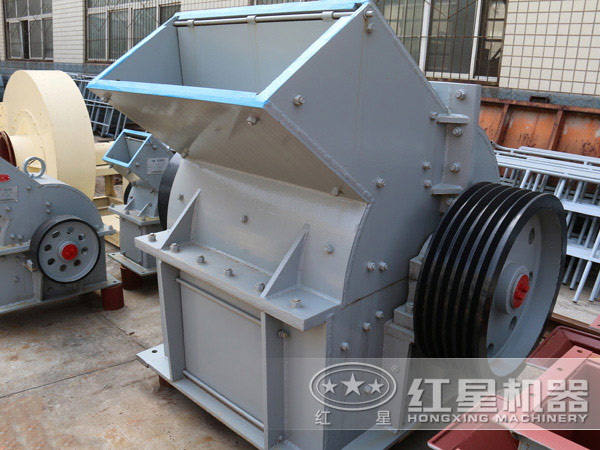 時(shí)產(chǎn)50噸的錘式制砂機(jī)
