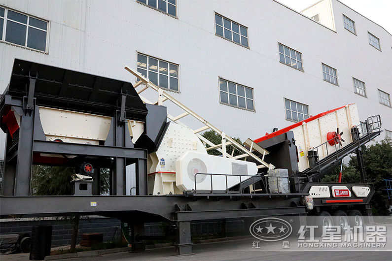 移動(dòng)錘式制砂機(jī) 移動(dòng)錘式制砂機(jī)