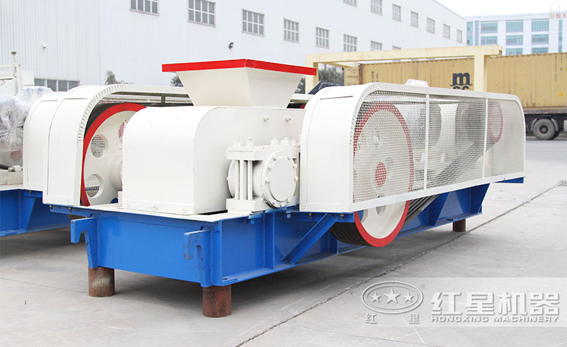 時產8噸對輥式制砂機 時產8噸對輥式制砂機