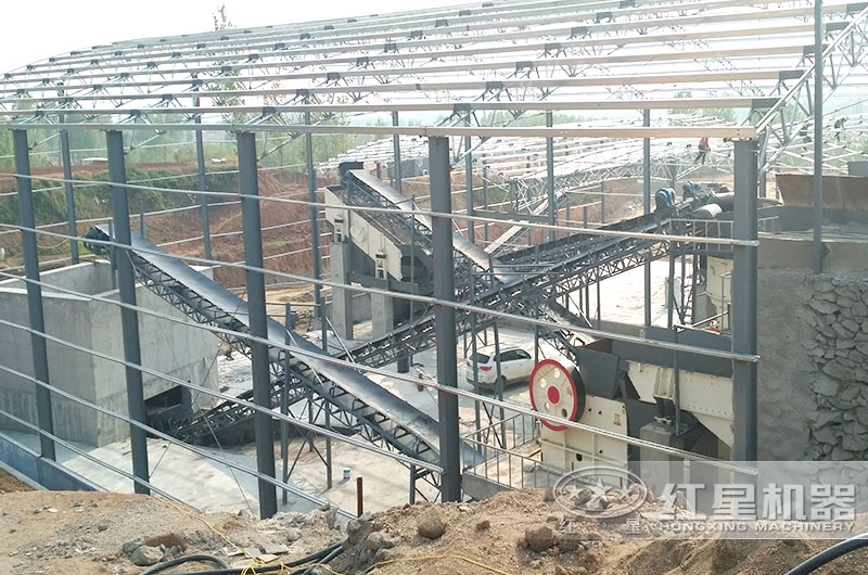 HD德版顎式破碎機(jī)現(xiàn)場實拍 HD德版顎式破碎機(jī)現(xiàn)場實拍