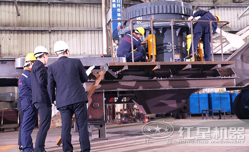 紅星工程師為用戶配置移動圓錐破方案