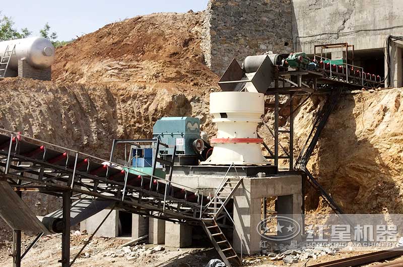 單缸圓錐破碎機作業(yè)現場 單缸圓錐破碎機作業(yè)現場