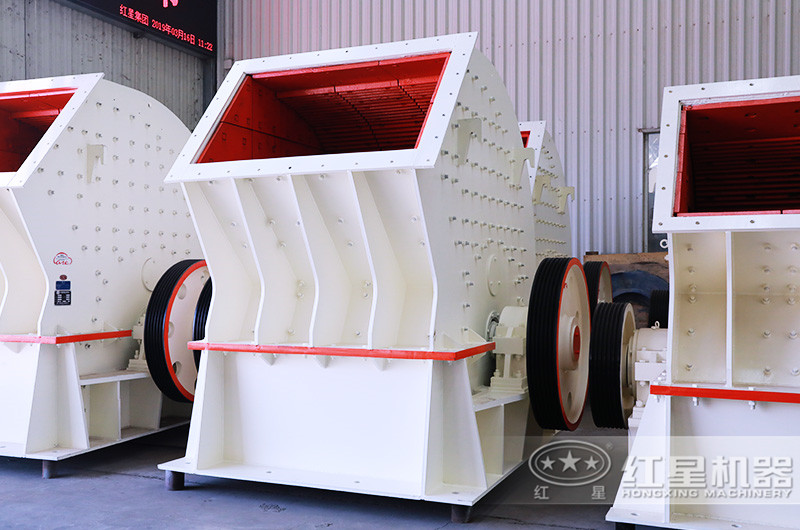 不同型號的重錘式破碎機 不同型號的重錘式破碎機