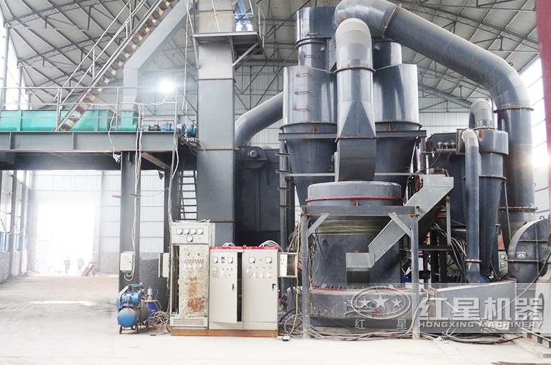 煤粉雷蒙磨作業(yè)現(xiàn)場 煤粉雷蒙磨作業(yè)現(xiàn)場