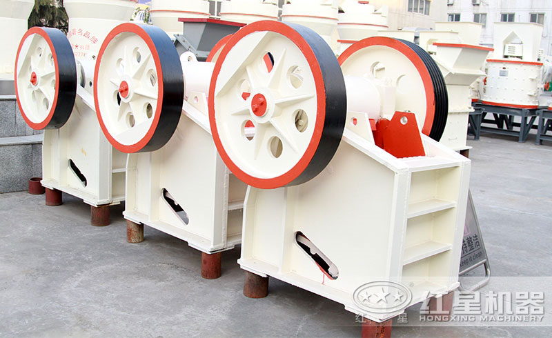 400x600顎式破碎機(jī)展示 400x600顎式破碎機(jī)展示