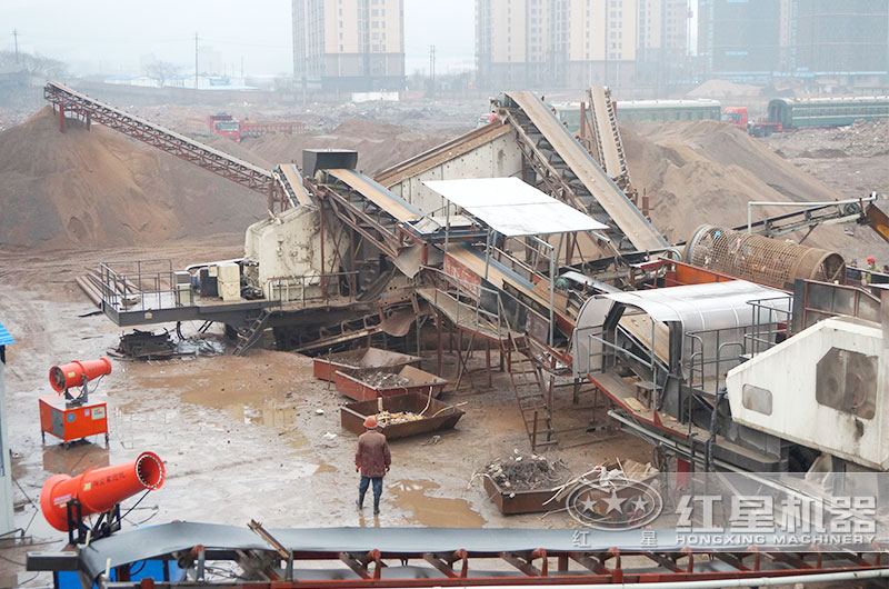 建筑垃圾處理廠作業(yè)現(xiàn)場 建筑垃圾處理廠作業(yè)現(xiàn)場