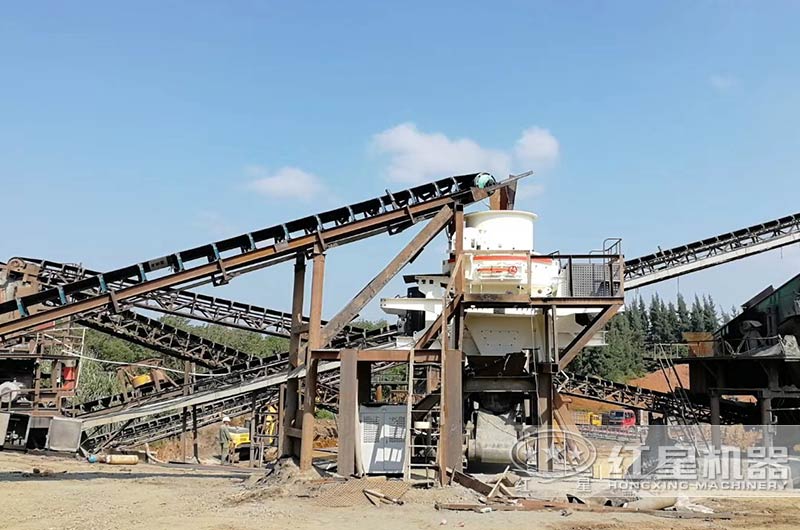 山東臨沂時產(chǎn)150噸制砂生產(chǎn)現(xiàn)場 山東臨沂時產(chǎn)150噸制砂生產(chǎn)現(xiàn)場