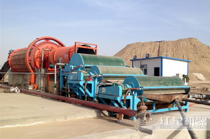 紅星干式鐵粉磁選機(jī)作業(yè)現(xiàn)場