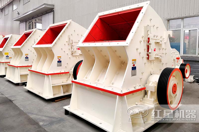 重錘式破碎機(jī)車間設(shè)備